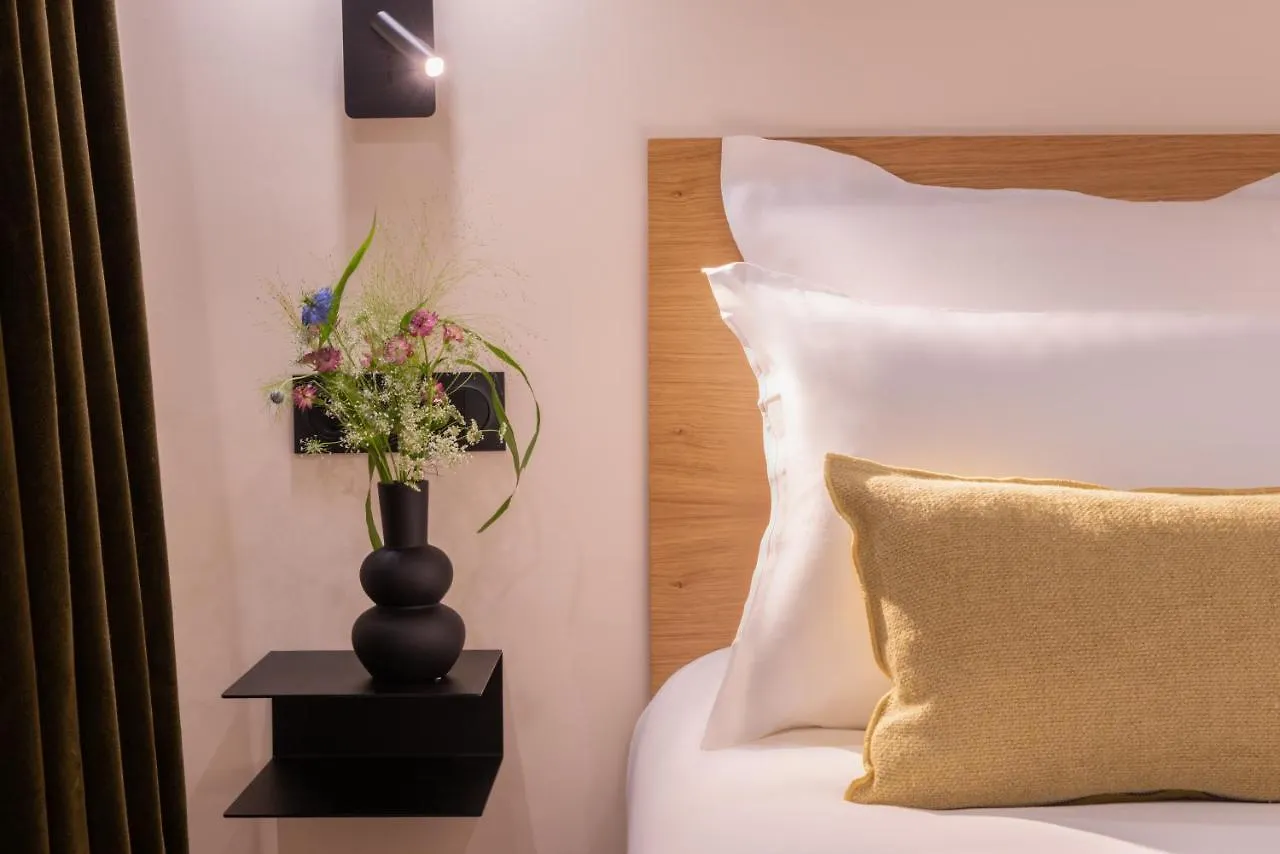 Cmg - Boutique Hotel Chambre - 3P - Auteuil/ Michel Ange Paris